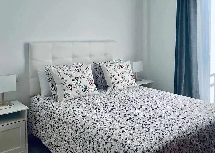 Apartment V Morales & Arnal *